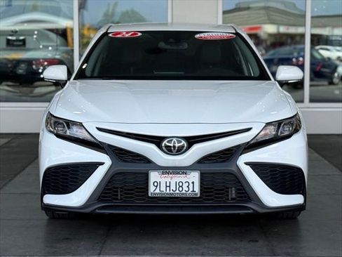 Certified 2024 Toyota Camry SE w/ Convenience Package AWD/4WD image 5
