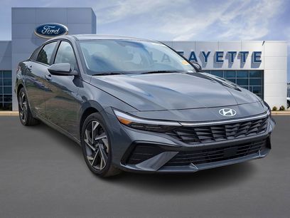 Used 2025 Hyundai Elantra SEL