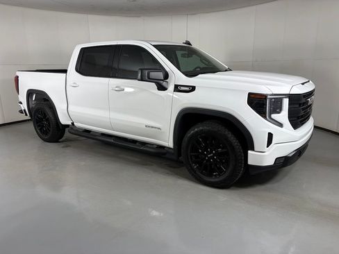 Used 2026 GMC Sierra 1500 Elevation w/ Elevation Select Package RWD image 9