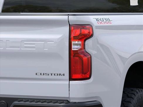 New 2026 Chevrolet Silverado 1500 Custom Trail Boss AWD/4WD image 11