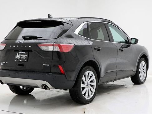 Used 2022 Ford Escape Titanium w/ Titanium Elite Package image 9