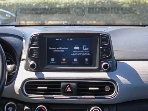 Used 2018 Hyundai Kona Limited FWD image 18