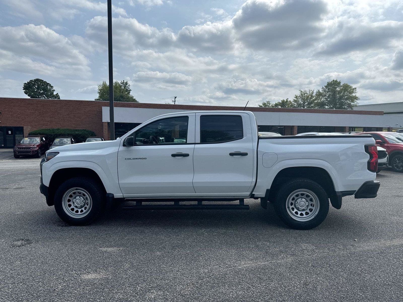 Used 2023 Chevrolet Colorado W/T w/ LPO, Pro Essentials Package RWD image 20