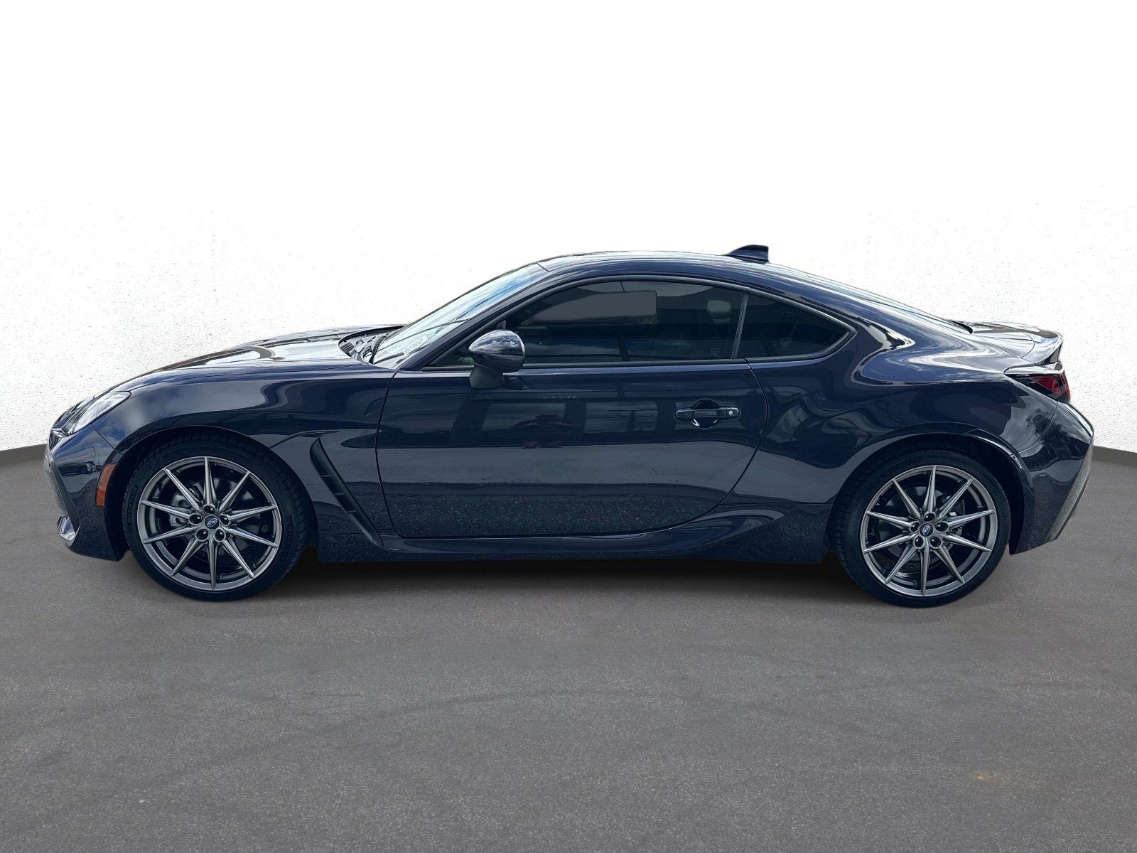 Used 2025 Subaru BRZ Limited RWD image 6