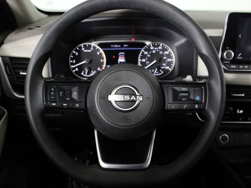 Certified 2023 Nissan Rogue SV image 25