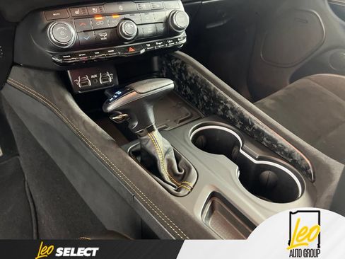 Used 2023 Dodge Durango R/T w/ Hemi Orange Plus Package AWD/4WD image 27