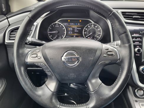 Used 2020 Nissan Murano SV image 9