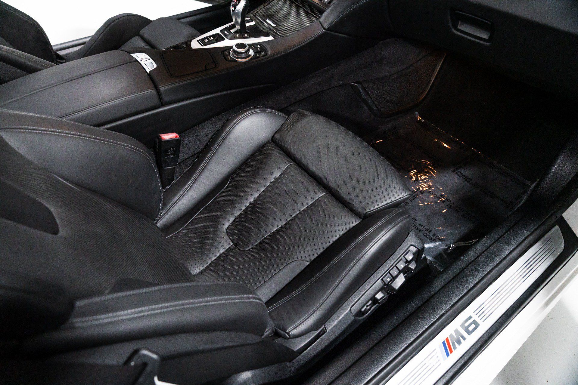 Used 2013 BMW M6 Convertible RWD image 27