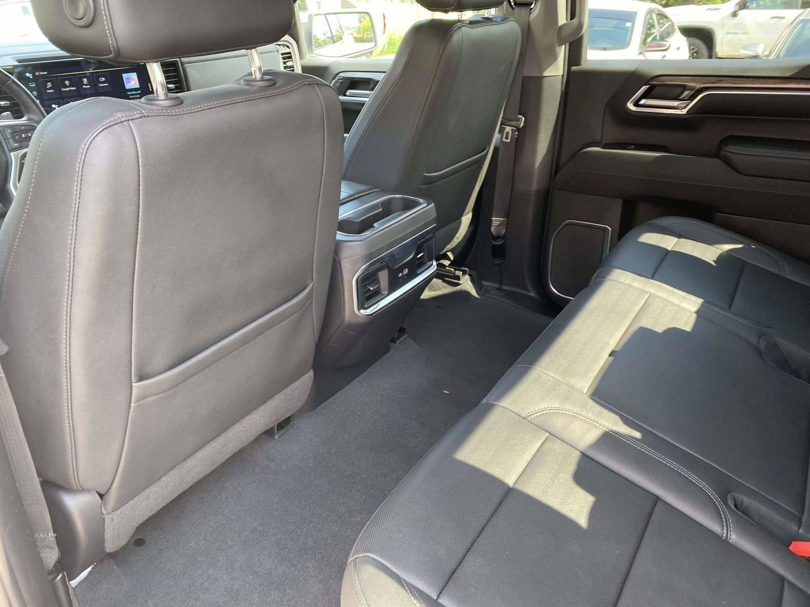 Used 2023 Chevrolet Silverado 1500 LTZ RWD image 5