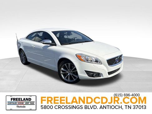 Used 2013 Volvo C70 T5 FWD image 1
