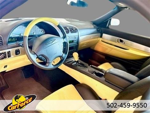 Used 2002 Ford Thunderbird Base image 14