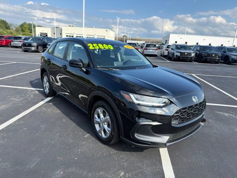 Used 2024 Honda HR-V LX image 7