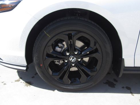 New 2025 Honda Accord SE image 3