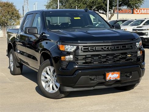 New 2026 Chevrolet Silverado 1500 Custom image 2