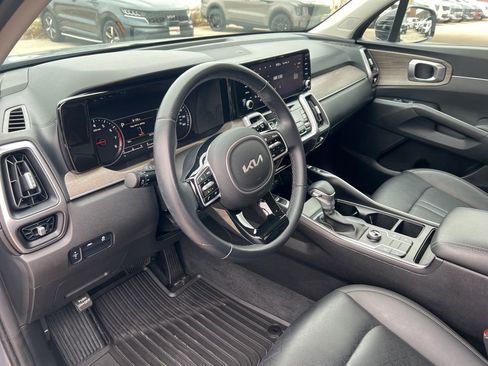 Certified 2023 Kia Sorento S AWD/4WD image 6