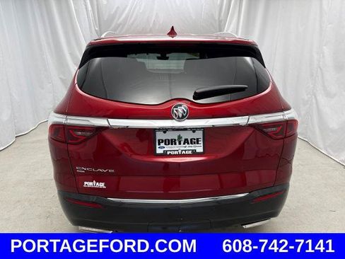 Used 2024 Buick Enclave Premium AWD/4WD image 3