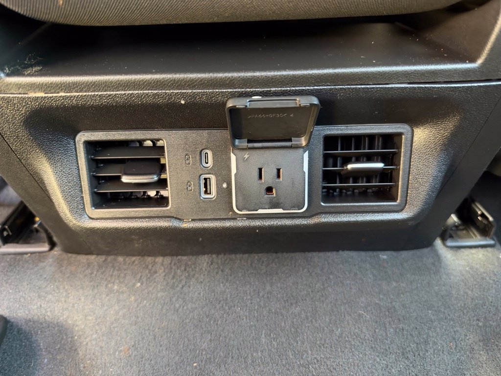Used 2024 Chevrolet Silverado 1500 LT AWD/4WD image 32