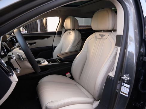 New 2026 Bentley Flying Spur Plug-In Hybrid AWD/4WD image 18