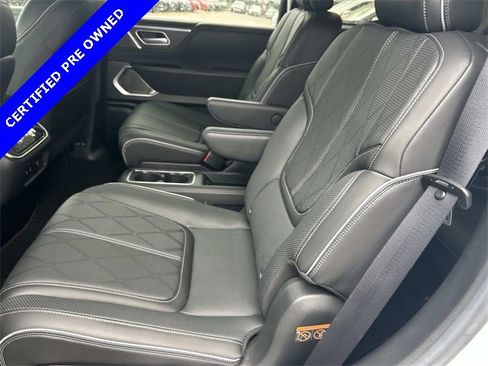 Used 2025 INFINITI QX80 Sensory image 21