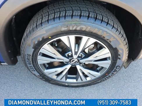 Used 2023 Nissan Rogue SV image 27