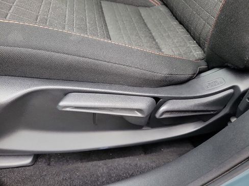 Used 2025 Honda HR-V Sport image 11