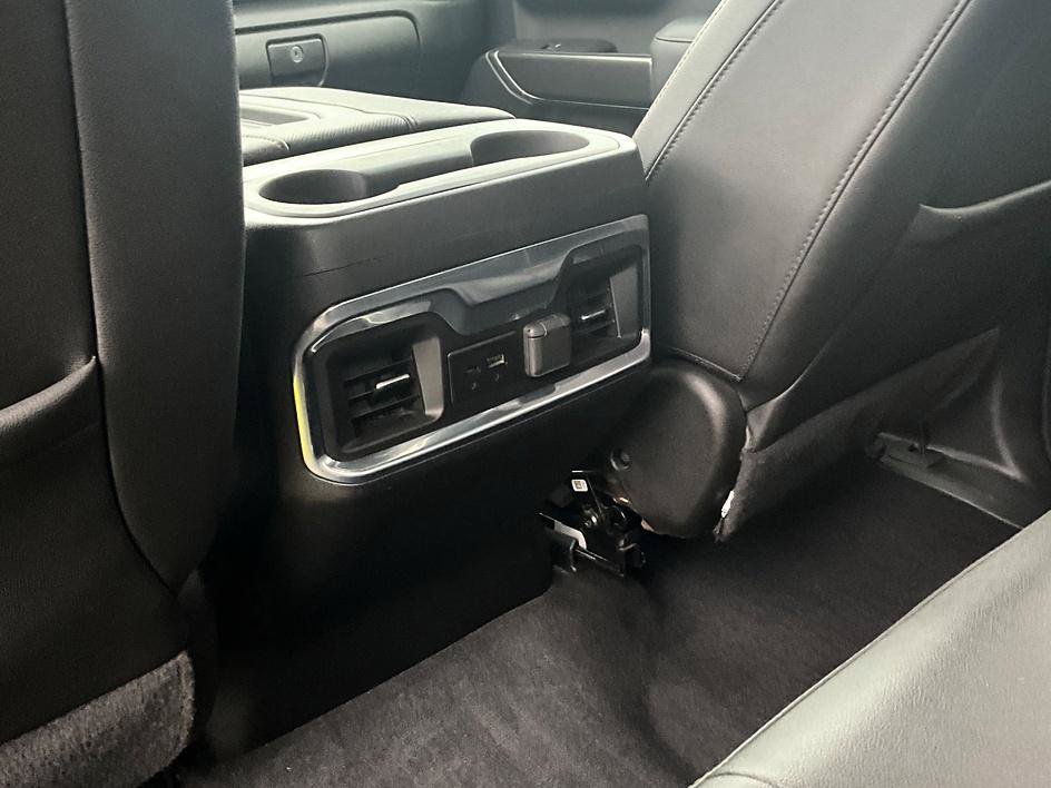 Used 2022 GMC Sierra 2500 AT4 w/ Gooseneck/5TH Wheel Package AWD/4WD image 28