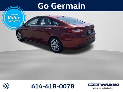 Used 2014 Ford Fusion SE FWD image 4