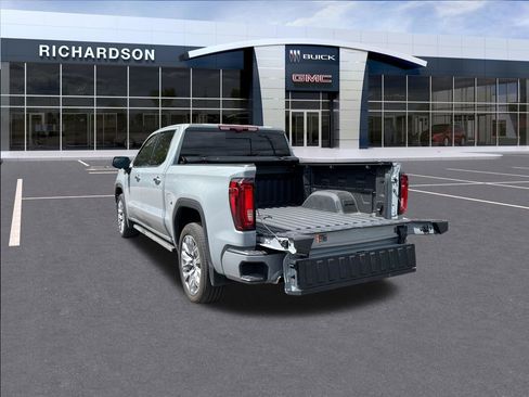 Used 2025 GMC Sierra 1500 Denali AWD/4WD image 12