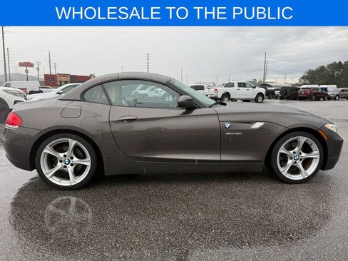 Used 2011 BMW Z4 sDrive30i image 6