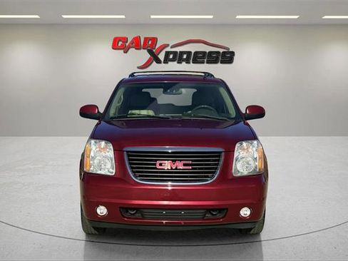 Used 2011 GMC Yukon SLT w/ SLT-2 Equipment Package image 5