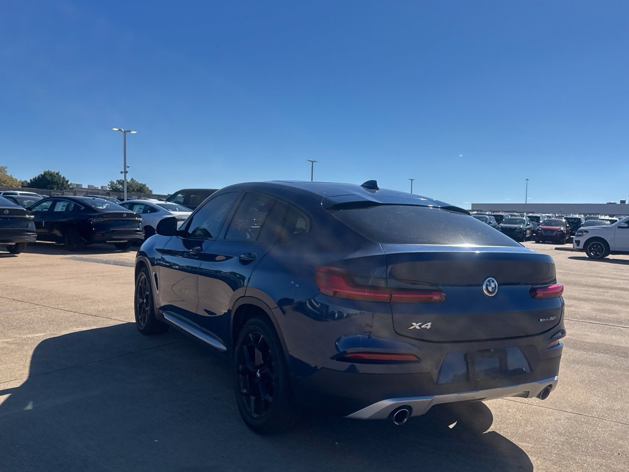 Used 2021 BMW X4 xDrive30i AWD/4WD image 18