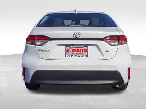 Used 2023 Toyota Corolla LE image 4