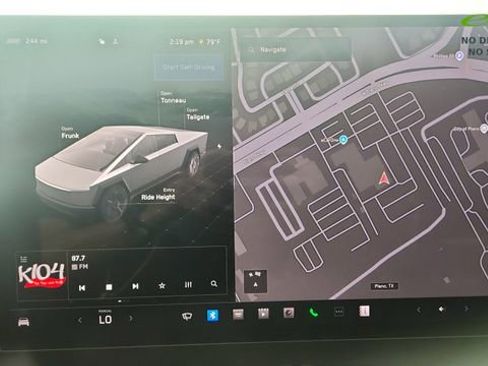 Used 2024 Tesla Cybertruck AWD Crew Cab image 43