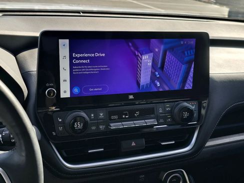 Used 2024 Toyota Grand Highlander XLE image 21