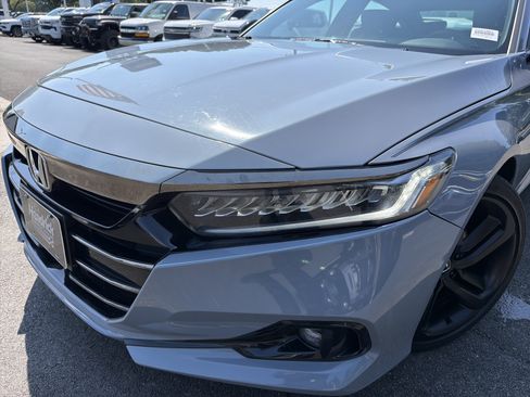 Used 2022 Honda Accord Sport image 6