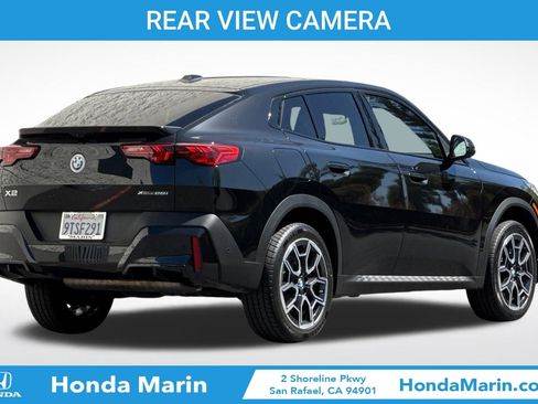 Used 2025 BMW X2 xDrive28i AWD/4WD image 5