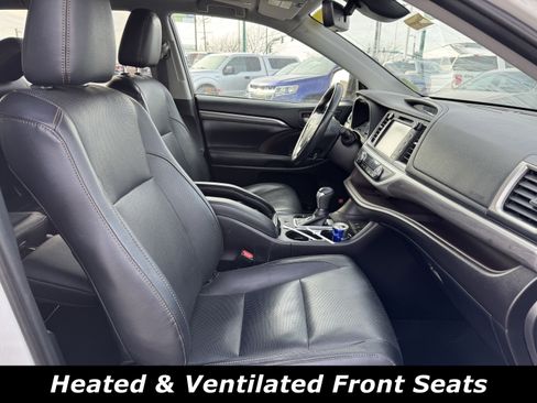 Used 2019 Toyota Highlander Limited Platinum image 4