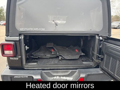 Used 2018 Jeep Wrangler Unlimited Sahara image 28