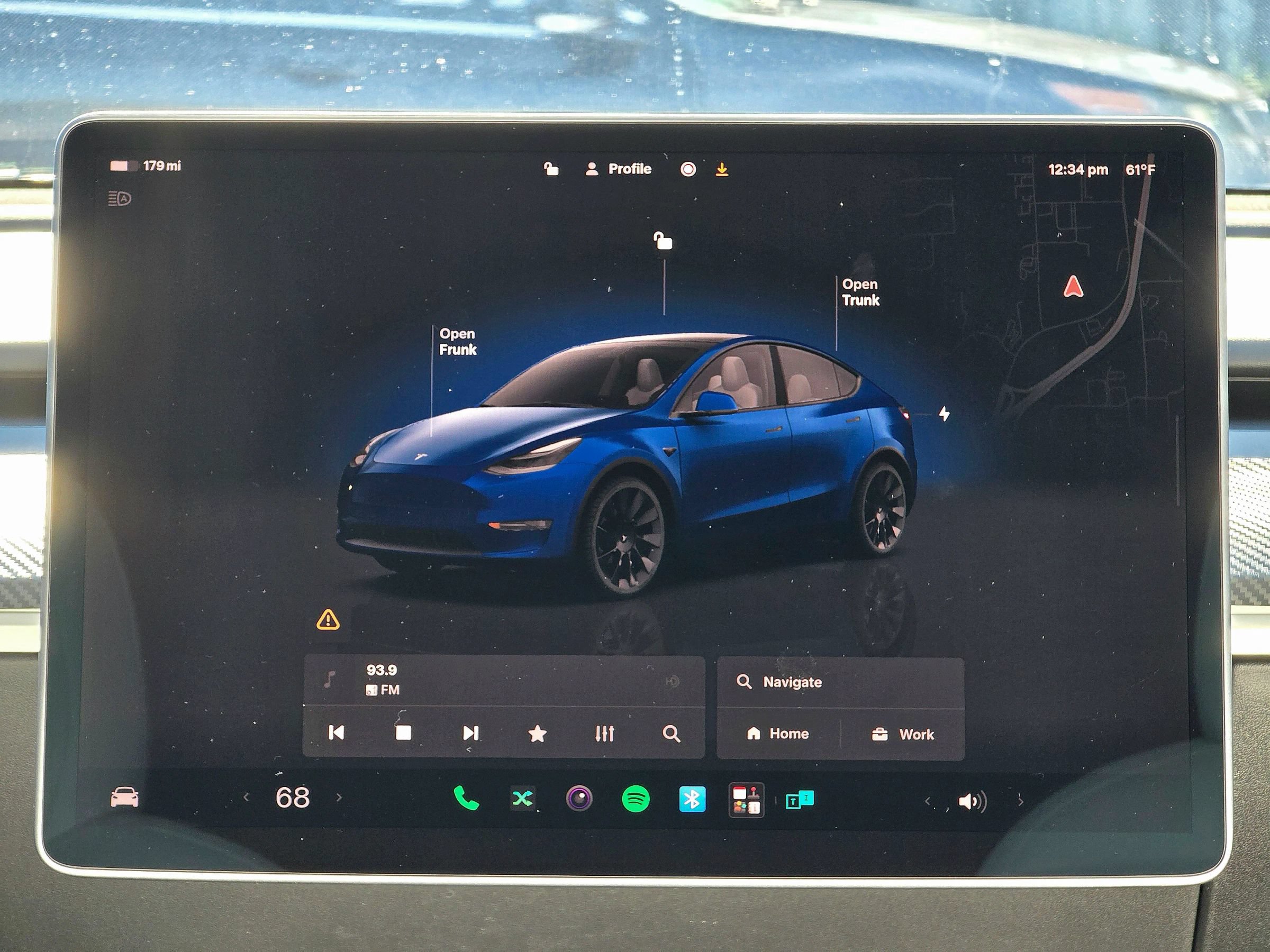 Used 2022 Tesla Model Y Long Range AWD/4WD image 29