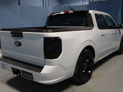 Used 2025 Ford Maverick Lobo image 32