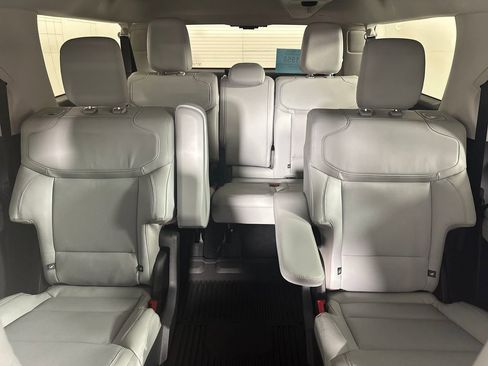 New 2026 Ford Expedition Max Platinum AWD/4WD image 24