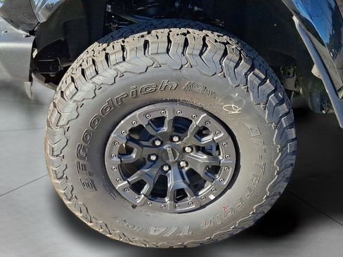 New 2025 Ford Bronco Raptor image 5
