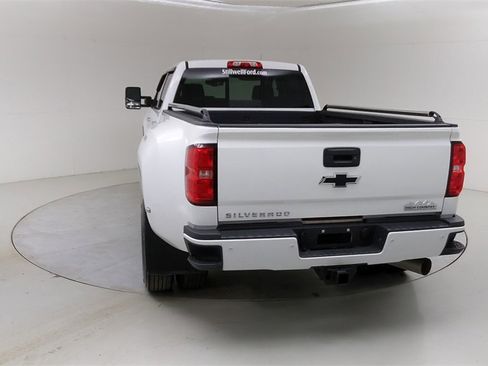 Used 2017 Chevrolet Silverado 3500 High Country image 15
