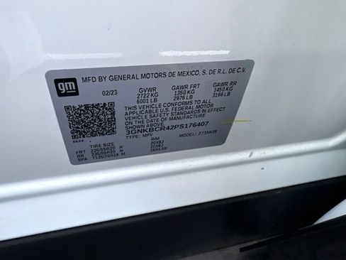 Used 2023 Chevrolet Blazer LT w/ LPO, Black Sport Package FWD image 9