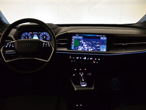 Certified 2023 Audi Q4 e-tron Premium Plus w/ Premium Plus image 4