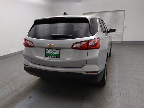 Used 2020 Chevrolet Equinox LS w/ LS Convenience Package image 7
