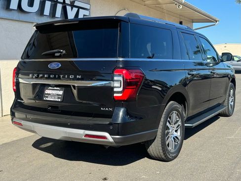 Used 2023 Ford Expedition Max Limited image 4