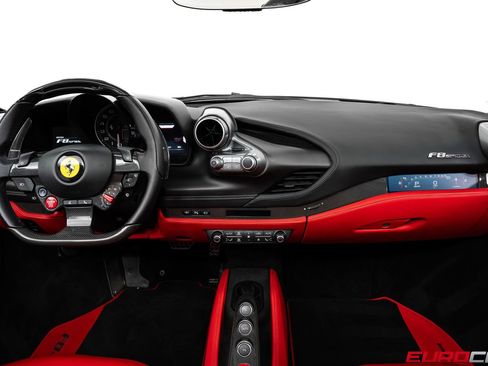 Used 2021 Ferrari F8 Tributo RWD image 37