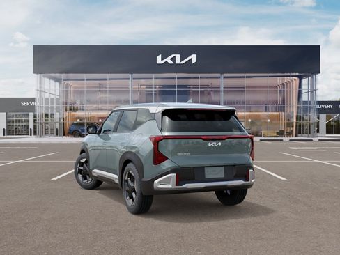 New 2027 Kia Seltos S FWD image 4
