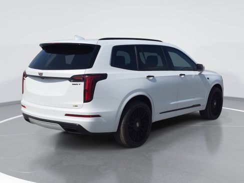 New 2025 Cadillac XT6 Luxury FWD image 6